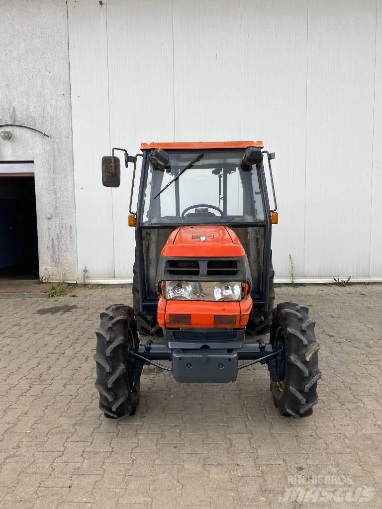 Kubota GL 320 Tractoare compacte