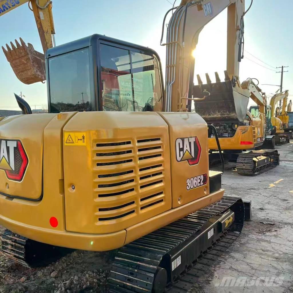 CAT 306e Excavatoare pe șenile
