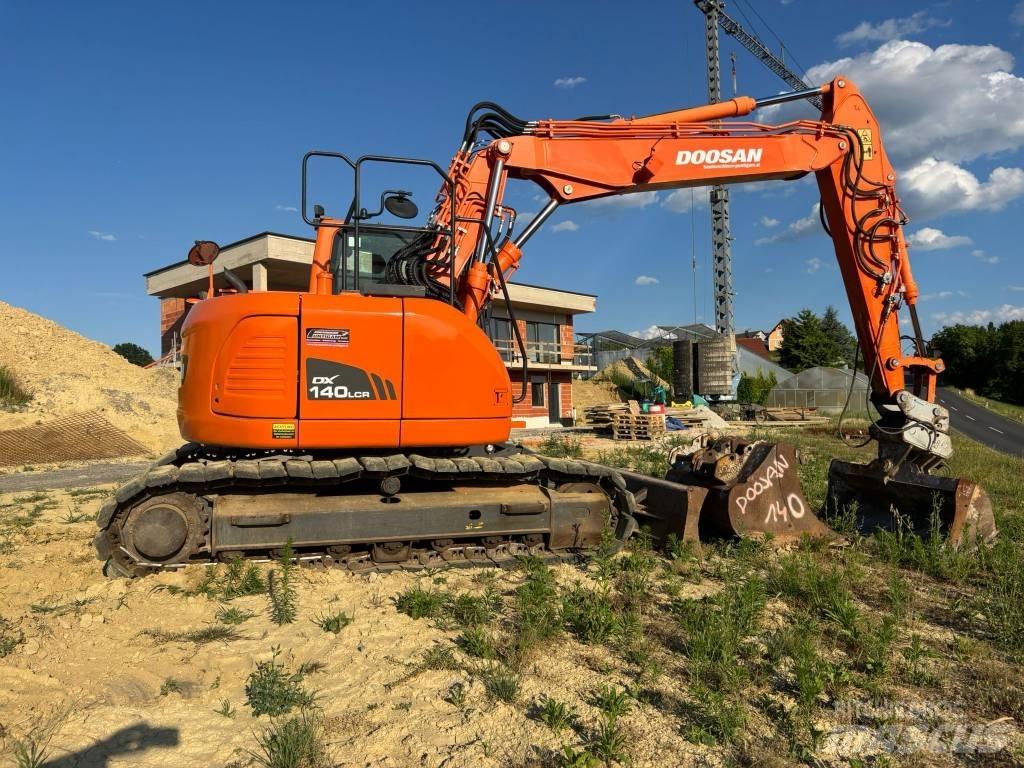 Doosan DX 140 LCR-3 Excavatoare pe șenile
