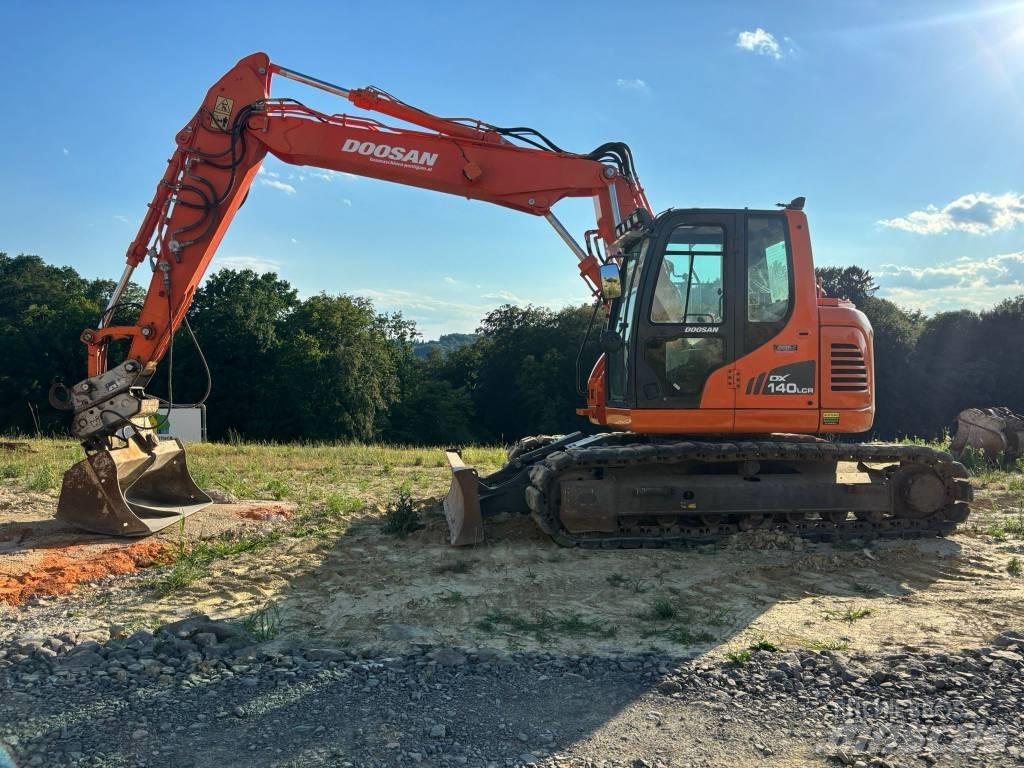 Doosan DX 140 LCR-3 Excavatoare pe șenile
