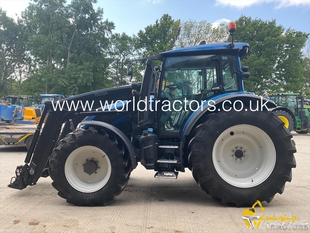 Valtra G 135 Tractoare