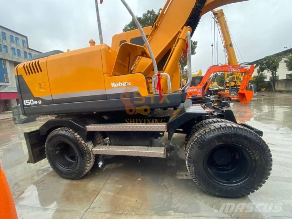 Hyundai 150W-9 Excavatoare cu roti
