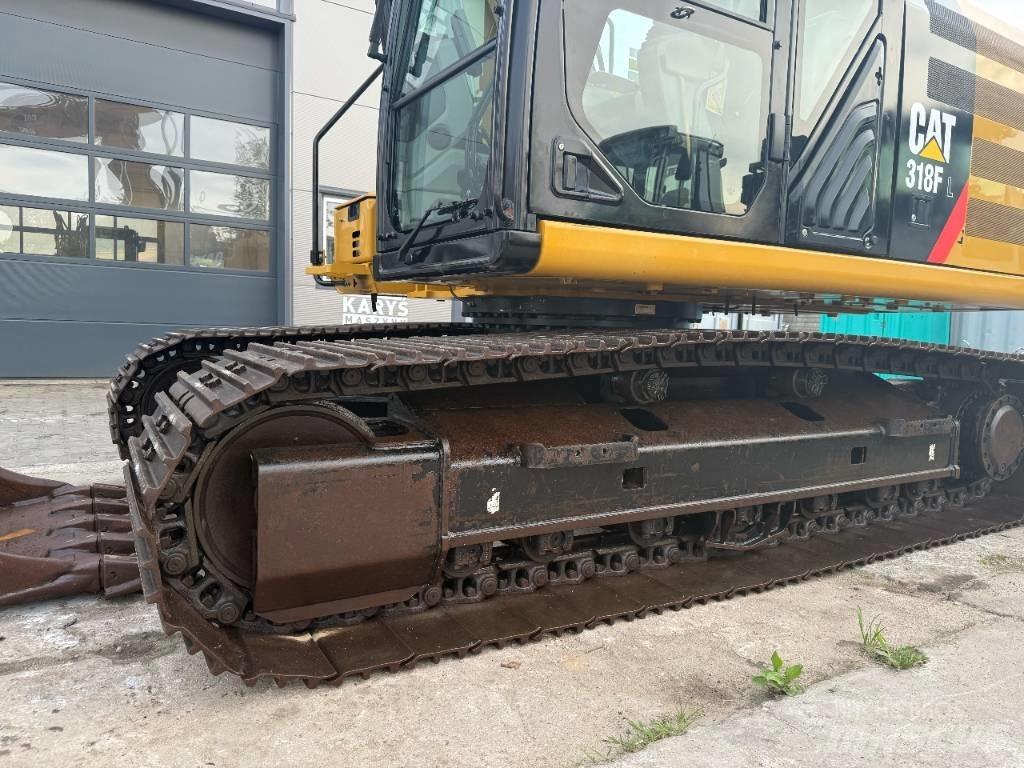 CAT 318 Excavatoare pe șenile
