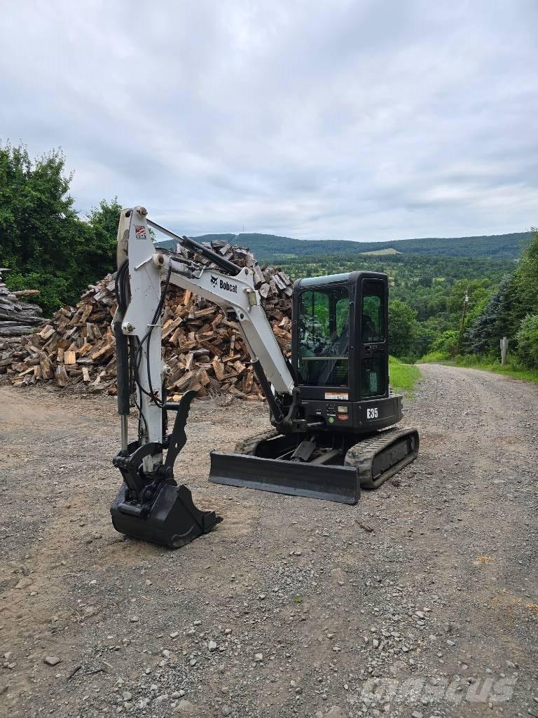 Bobcat E 35 Mini excavatoare < 7t