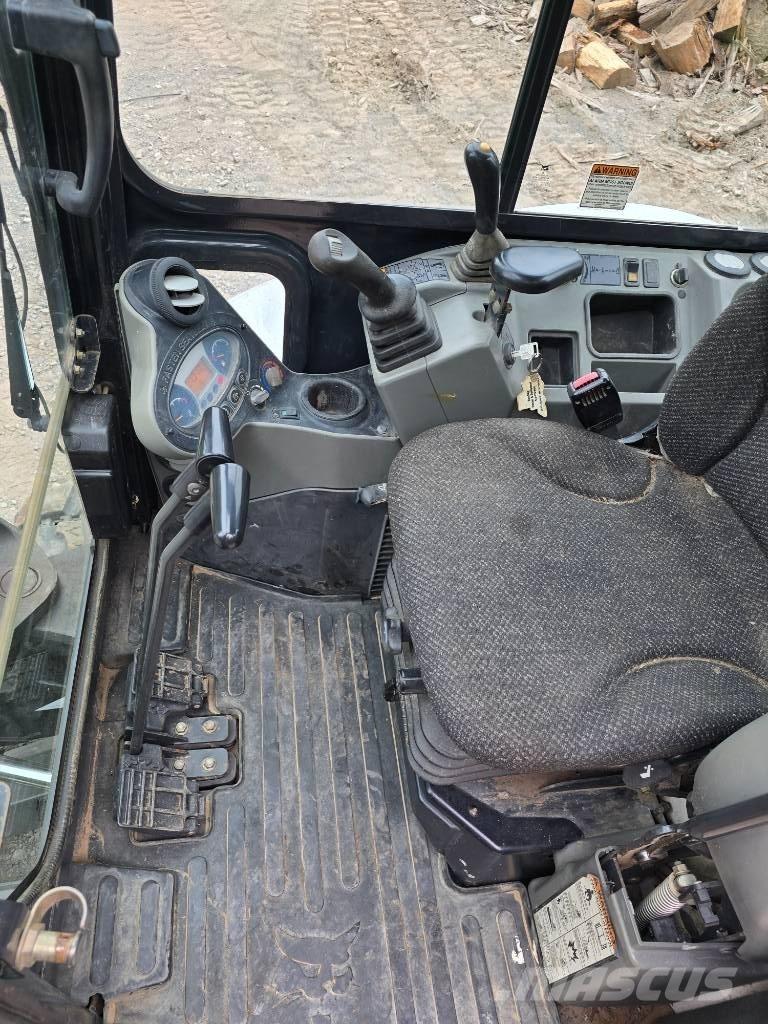 Bobcat E 35 Mini excavatoare < 7t