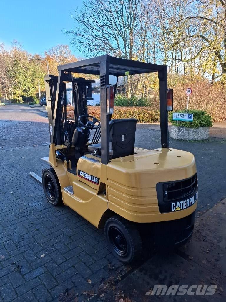 CAT DP25 Heftruck Stivuitor diesel