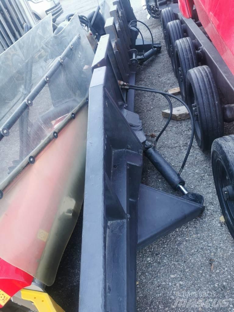 Kässbohrer PB 600 Utilaje deszapezire