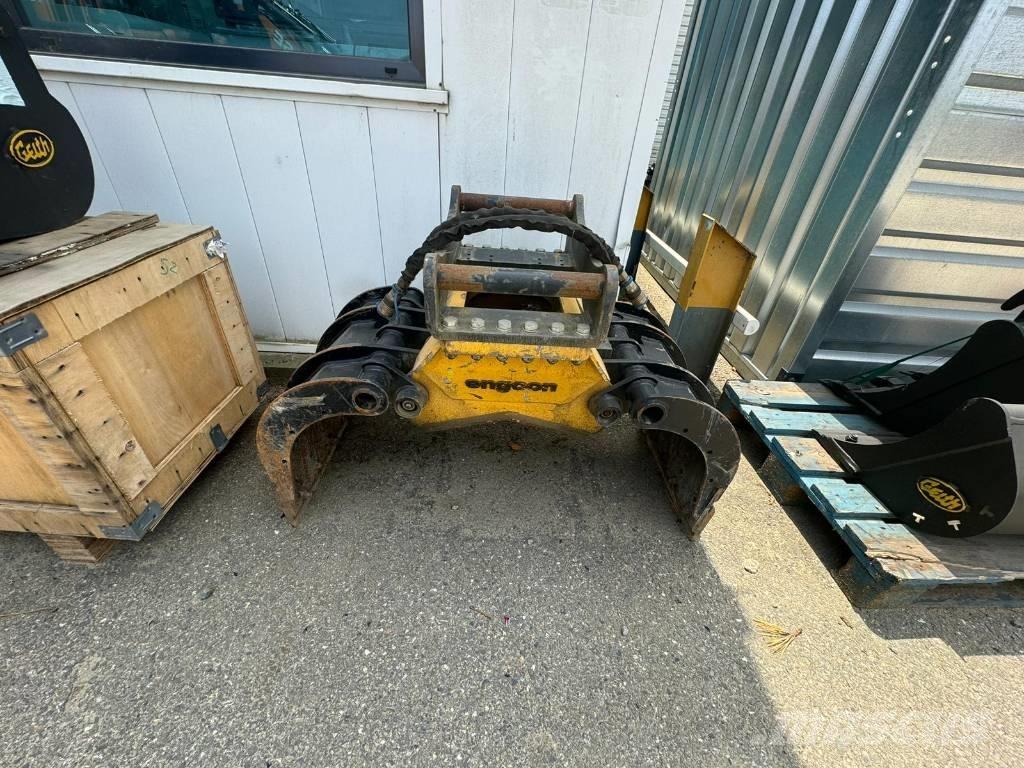 CASE CX 80 C Excavatoare 7t - 12t
