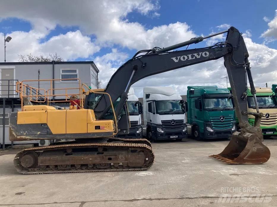 Volvo EC 220 DL Excavatoare pe șenile
