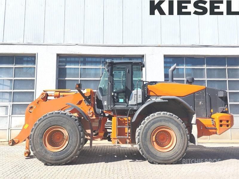 Hitachi ZW 310-6 Incarcator pe pneuri
