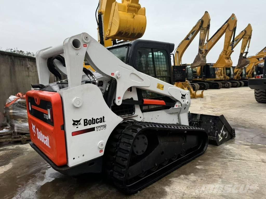 Bobcat T 770 Încarcatoare cu excavator