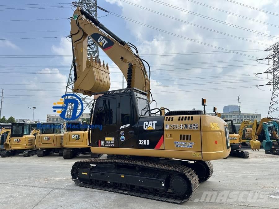 CAT 320D Excavatoare pe șenile
