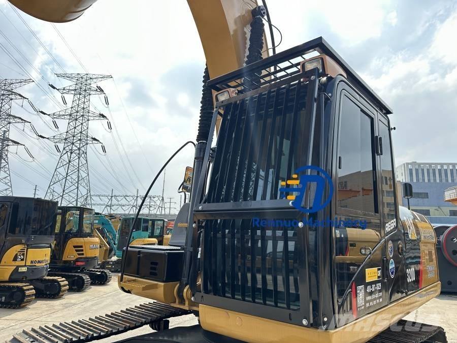 CAT 320D Excavatoare pe șenile
