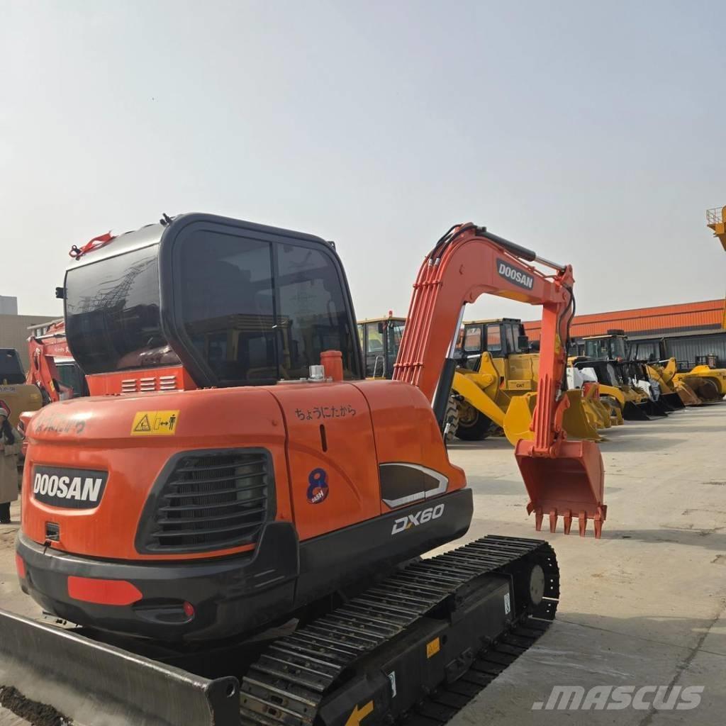 Doosan DX 60-9 C Mini excavatoare < 7t