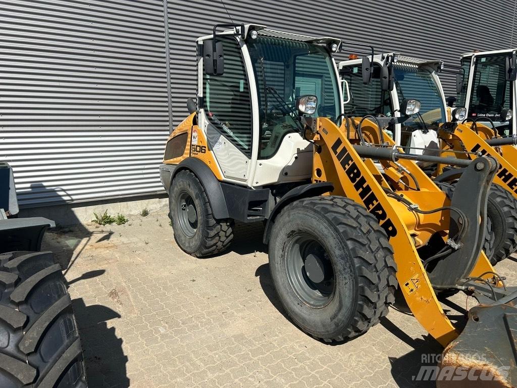 Liebherr L 506 Incarcator pe pneuri
