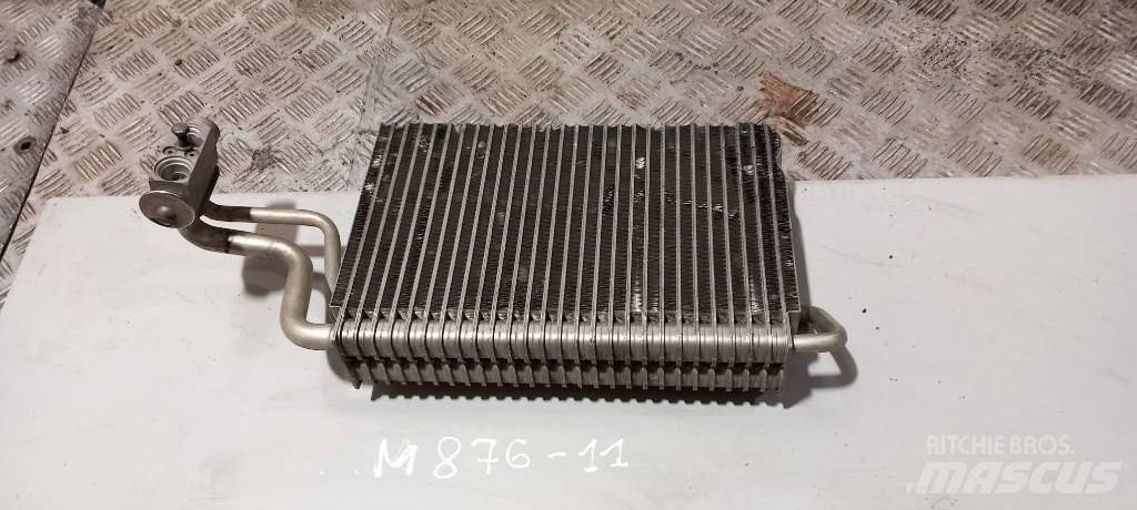MAN TGL.     81619206036 Radiatoare