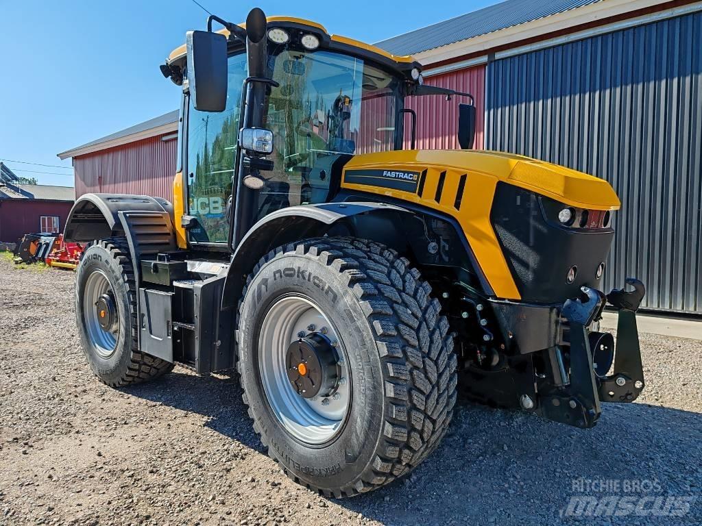 JCB Fastrac 4220 Tractoare