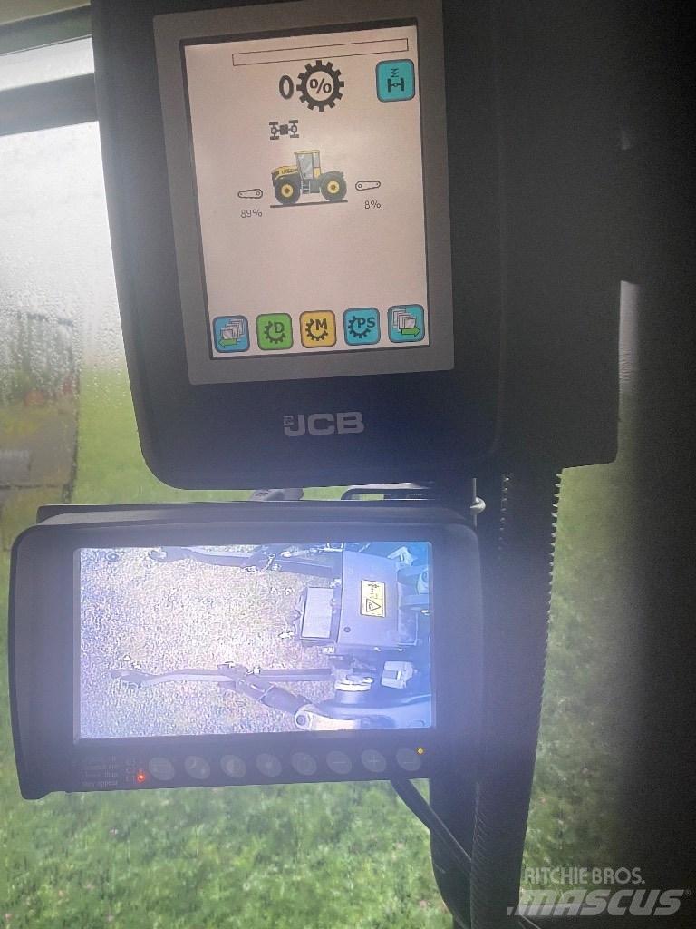 JCB Fastrac 4220 Tractoare