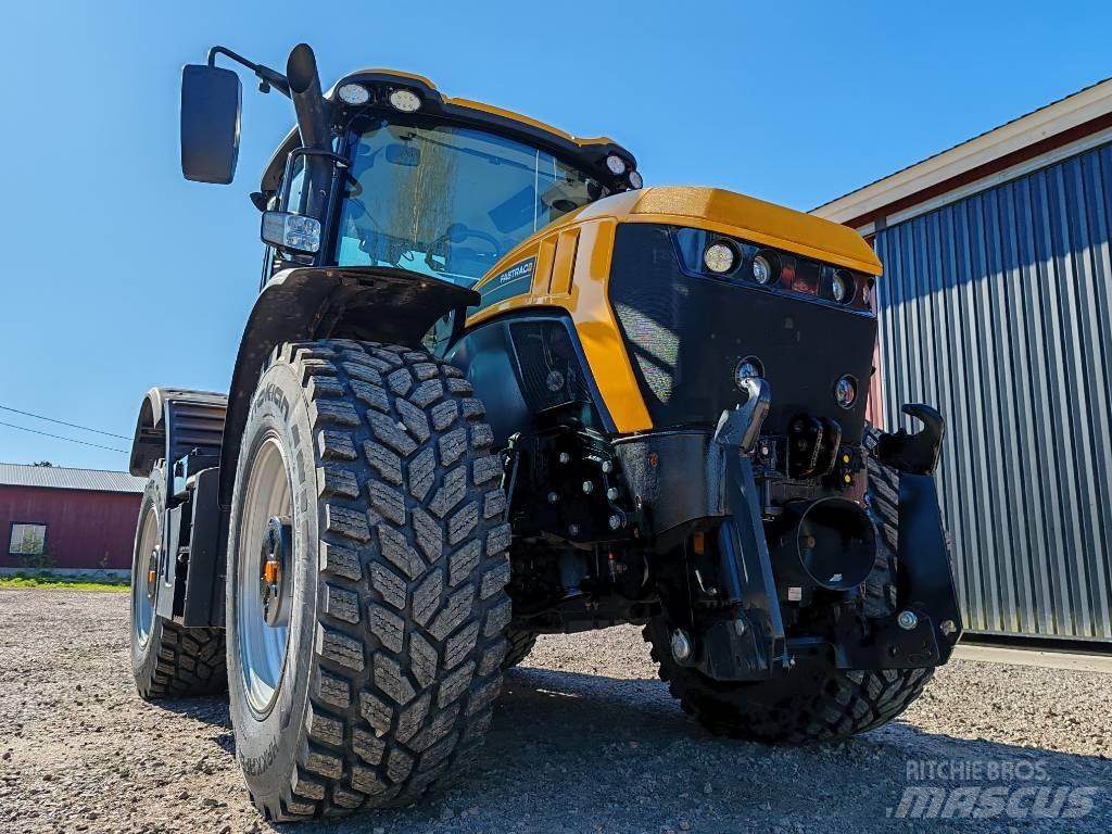 JCB Fastrac 4220 Tractoare