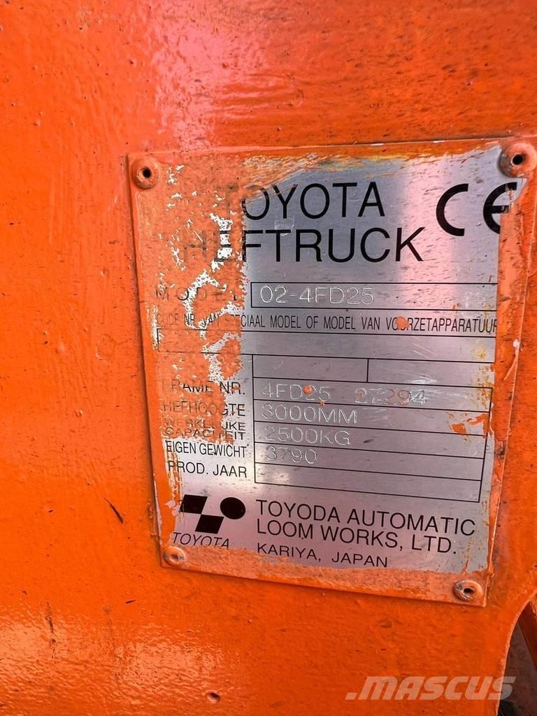 Toyota 02-4FD25 Stivuitor diesel