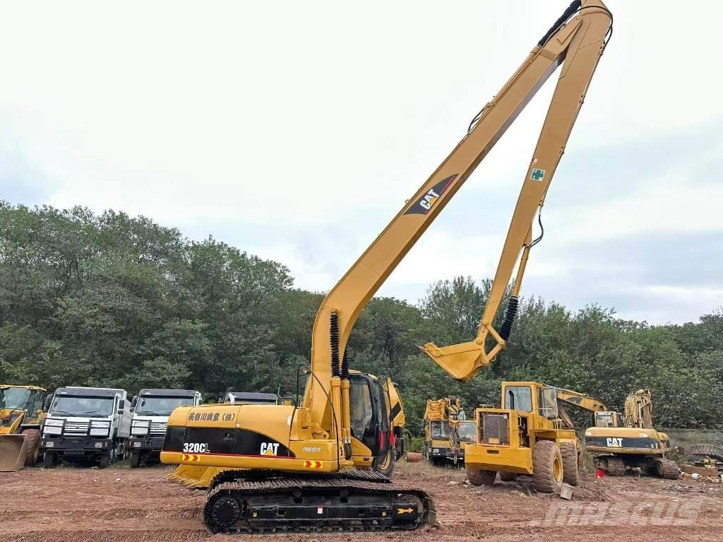 CAT 320 C L Excavatoare cu brat lung