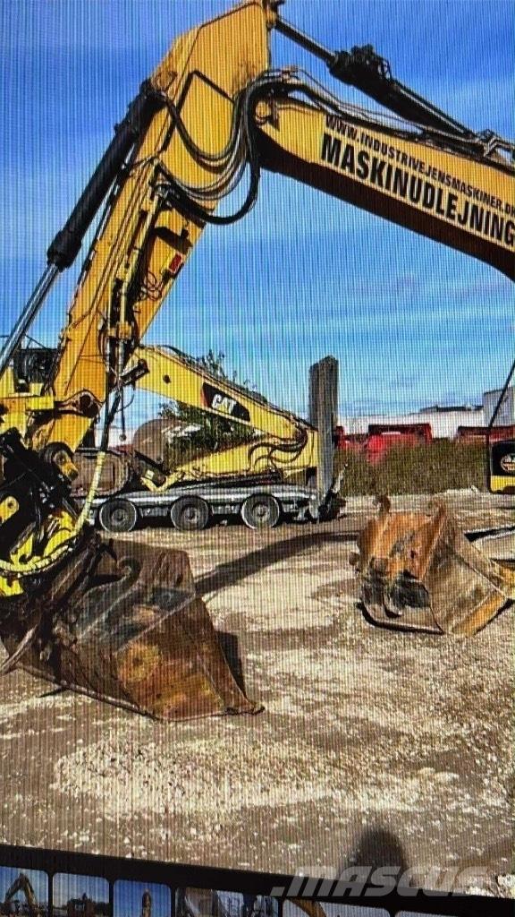 CAT M315F Excavatoare cu roti