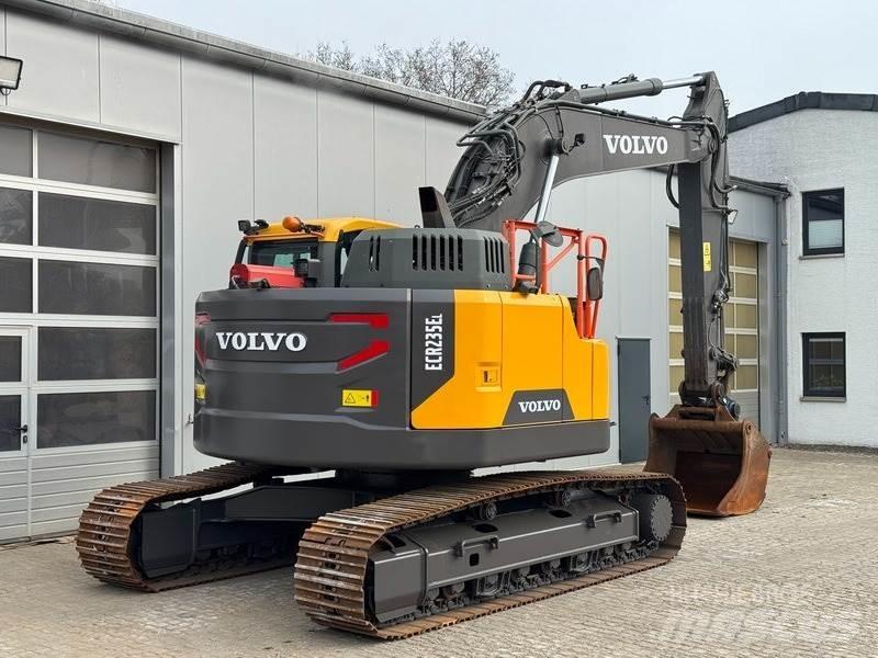 Volvo ECR 235 EL Excavatoare pe șenile
