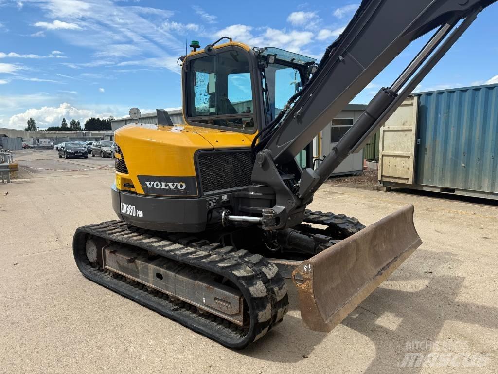 Volvo ECR 88 D Excavatoare 7t - 12t