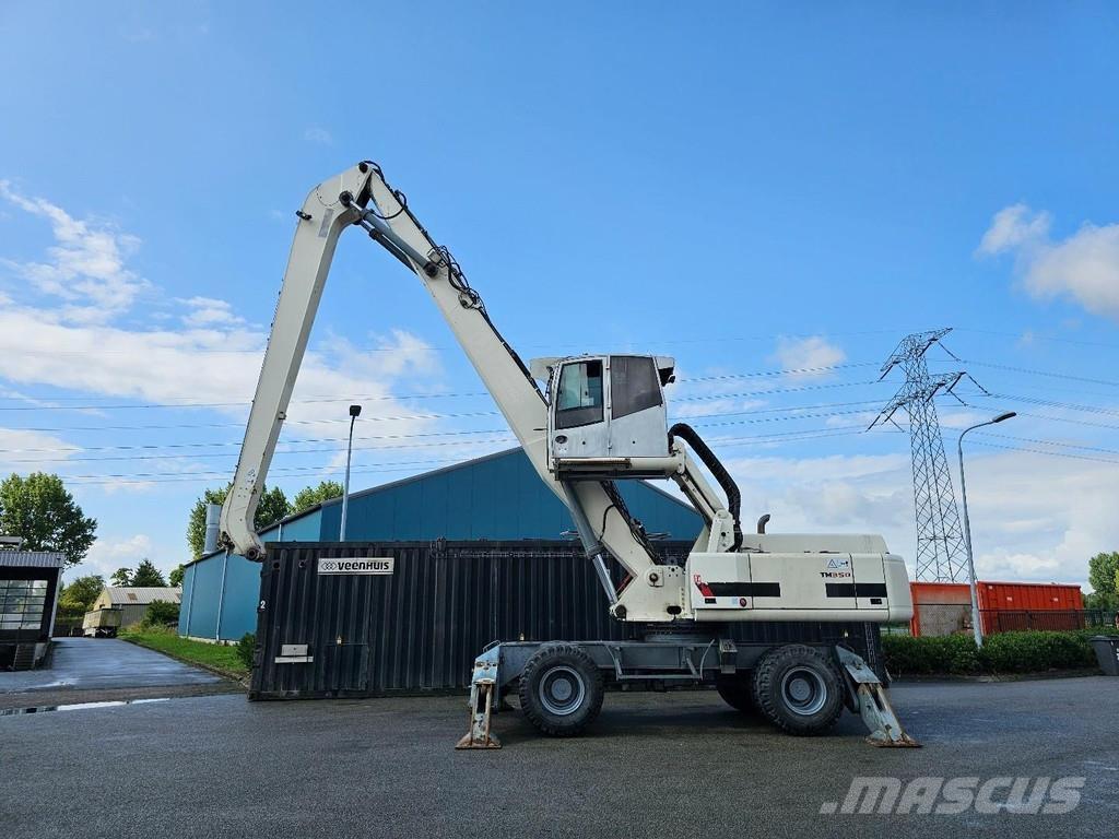 Terex TM350 Paleta de manipulare