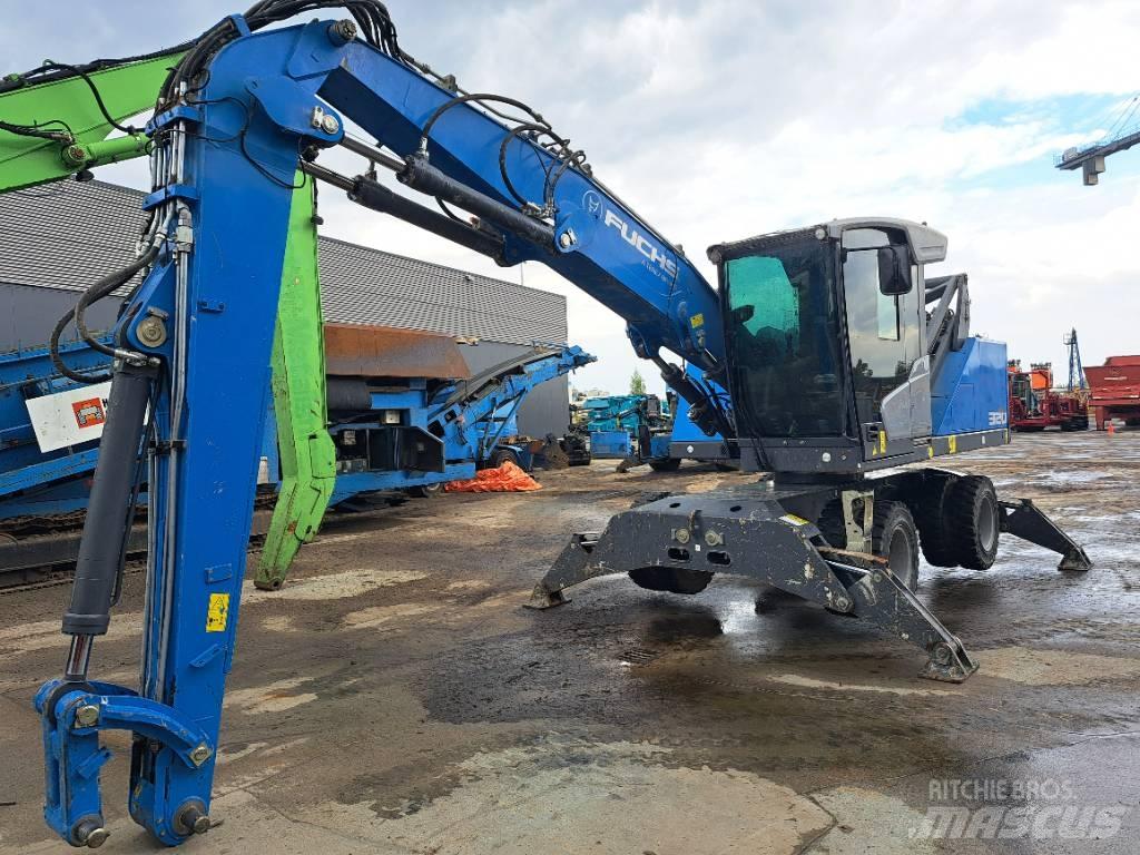 Fuchs MHL320F Paleta de manipulare