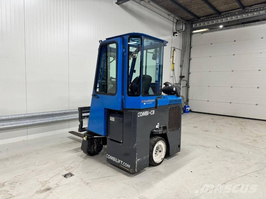 Combilift C3000CB Încarcator lateral
