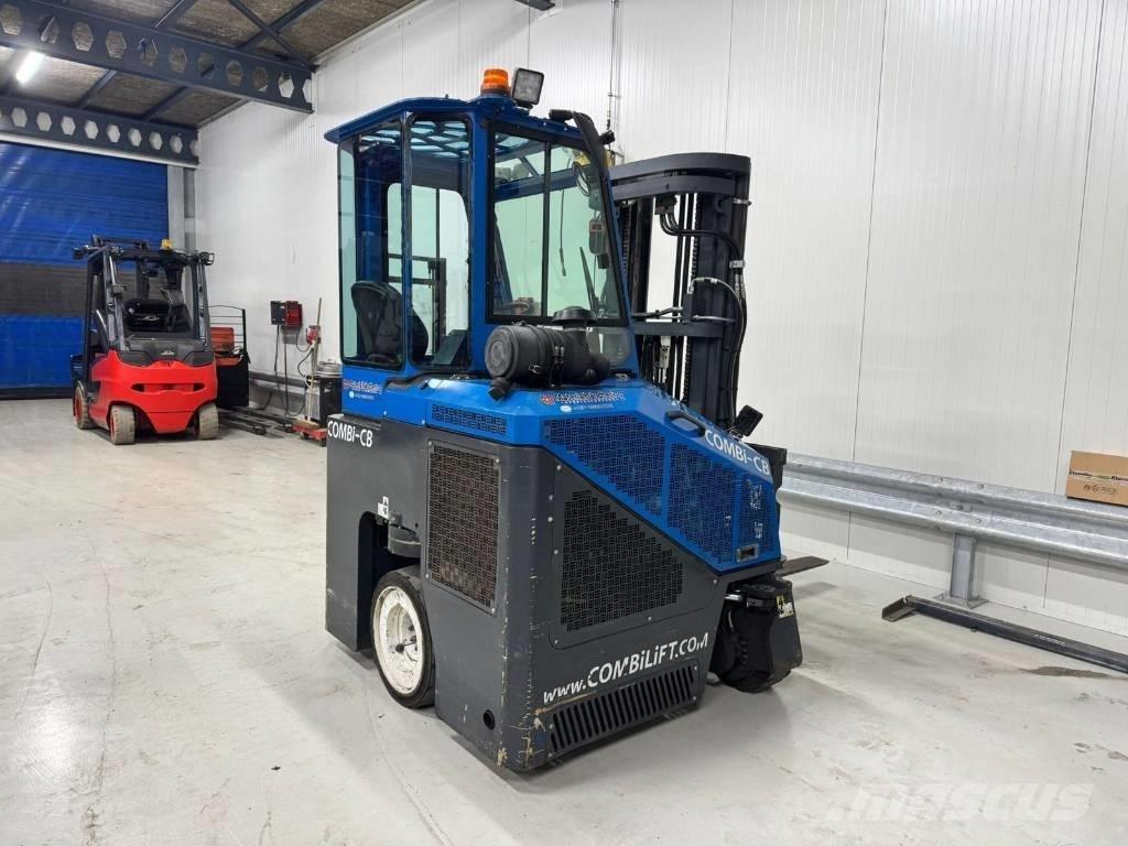 Combilift C3000CB Încarcator lateral