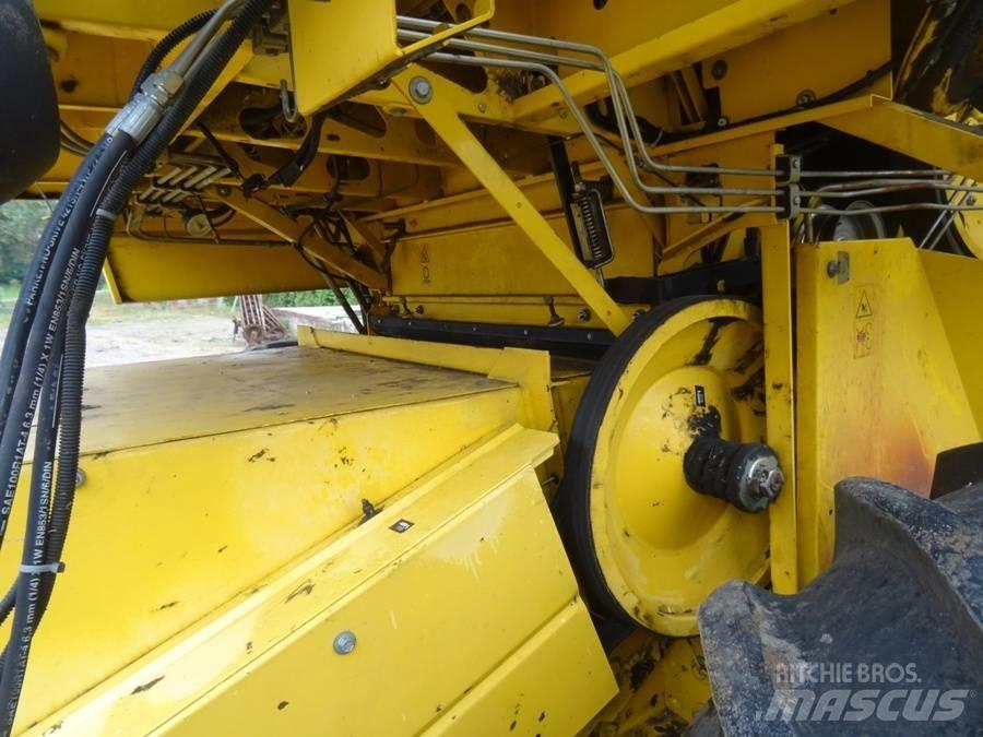 New Holland TC 54 Combine de secerat