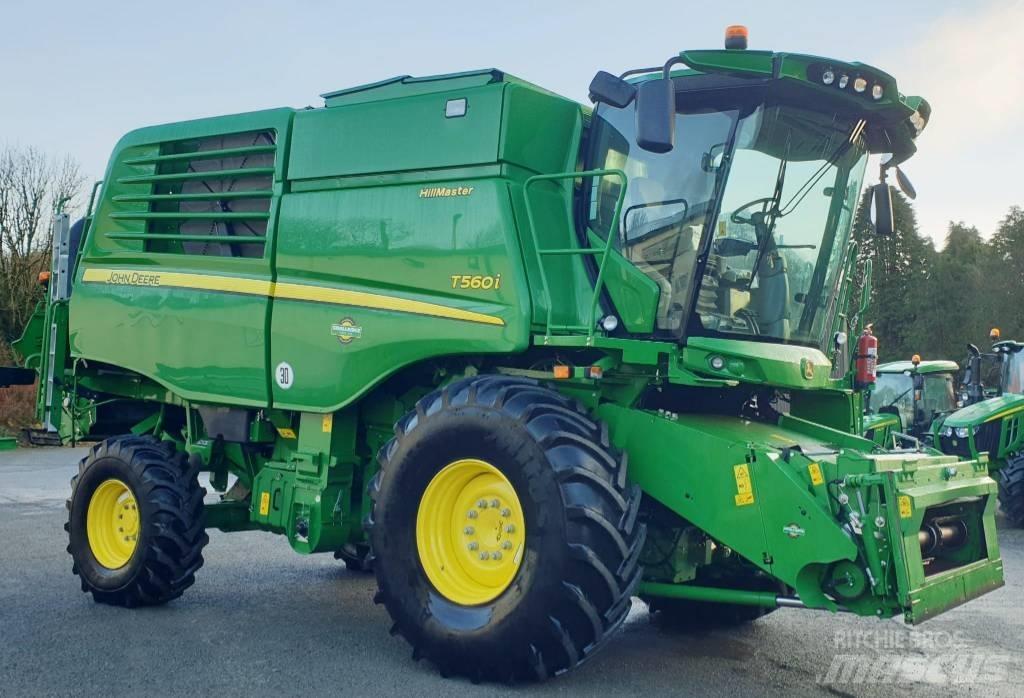 John Deere T 560 i Combine de secerat