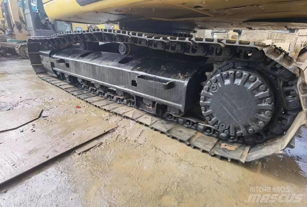 CAT 320CL Excavatoare pe șenile

