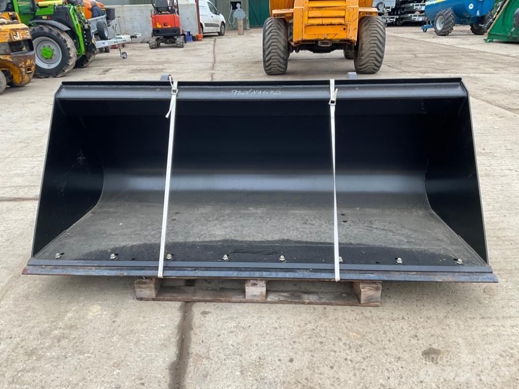 JCB SHOVEL BUCKET Pistoane