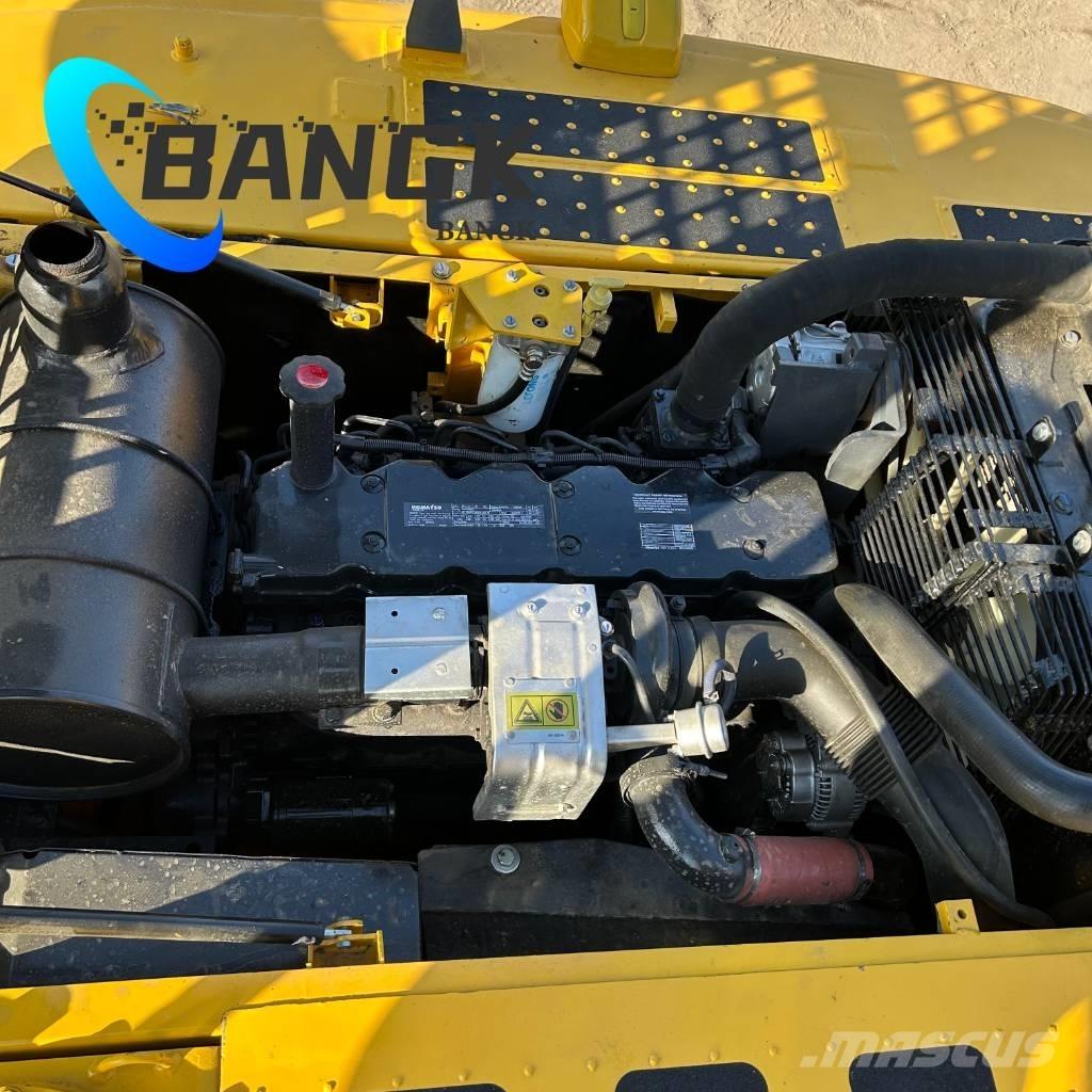 Komatsu PC 240-8 Excavatoare pe șenile
