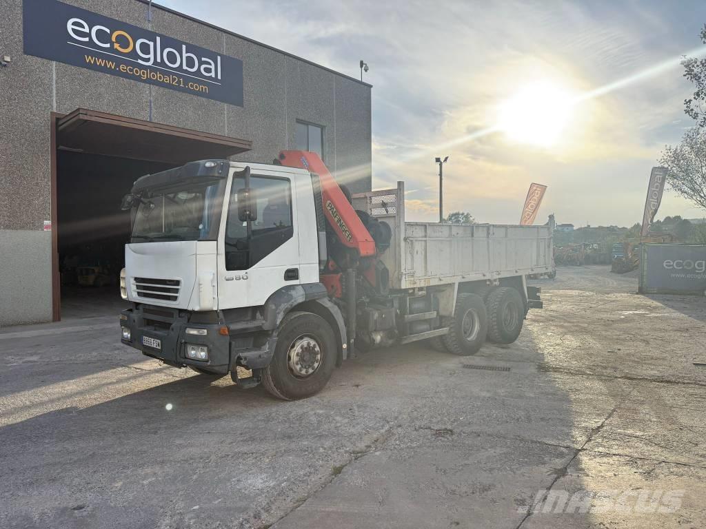 Iveco Trakker 380 Camioane cu macara