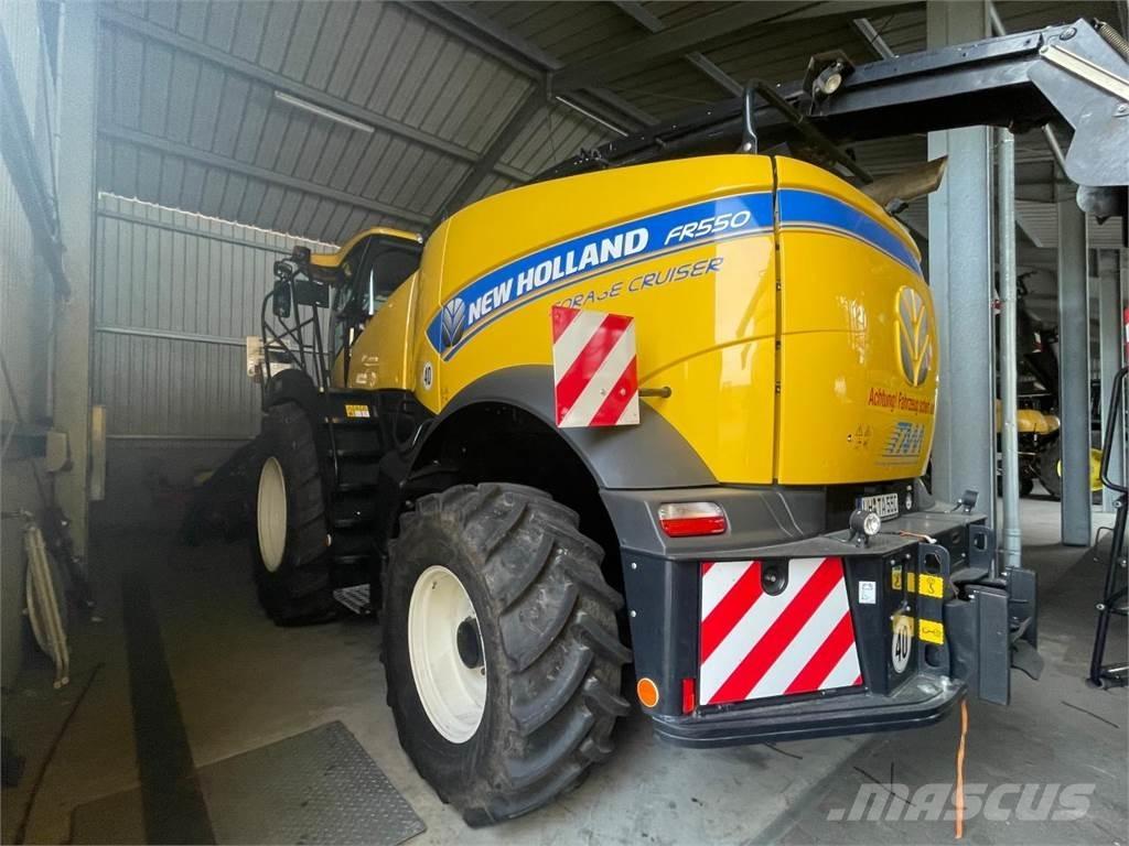 New Holland FR550 Forajere cu autopropulsare