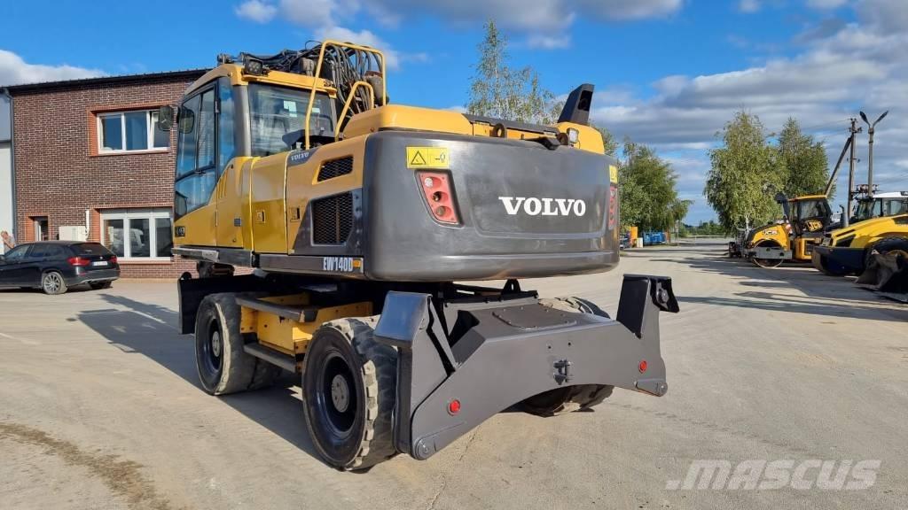 Volvo EW 140 D Excavatoare cu roti