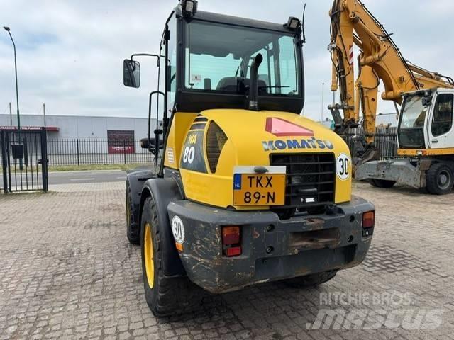 Komatsu WA 80-5 Incarcator pe pneuri