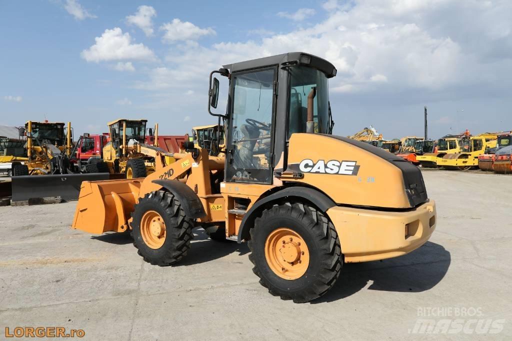 CASE 211 D Incarcator pe pneuri