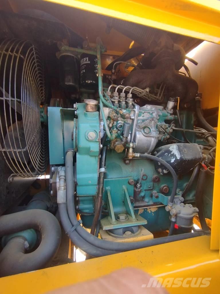 Volvo BM 4200 Incarcator pe pneuri