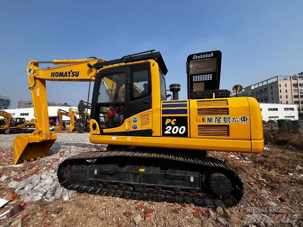 Komatsu PC 200-8N1 Excavatoare 7t - 12t