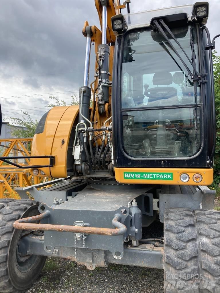 Liebherr A 918 Excavatoare cu roti