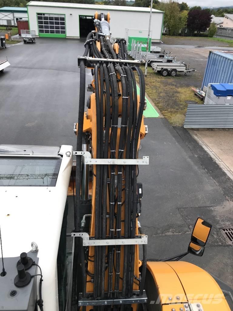 Liebherr A 918 Excavatoare cu roti