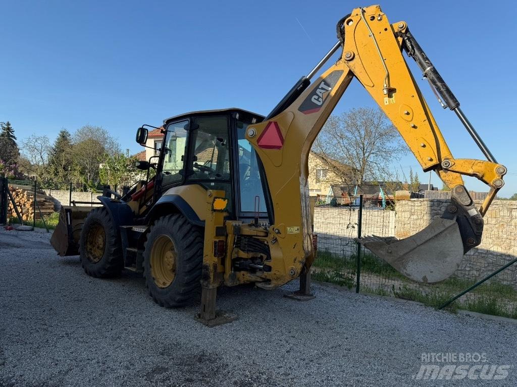 CAT 444 E Buldoexcavatoare