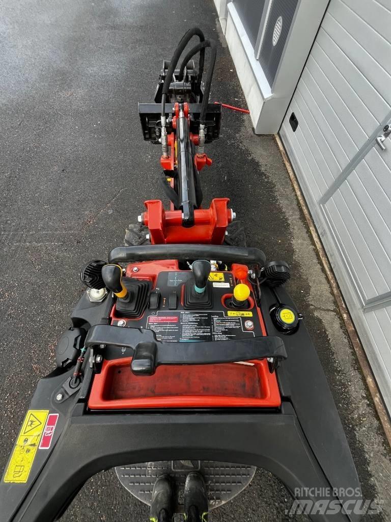 Ditch Witch R300 Excavatoare de santuri