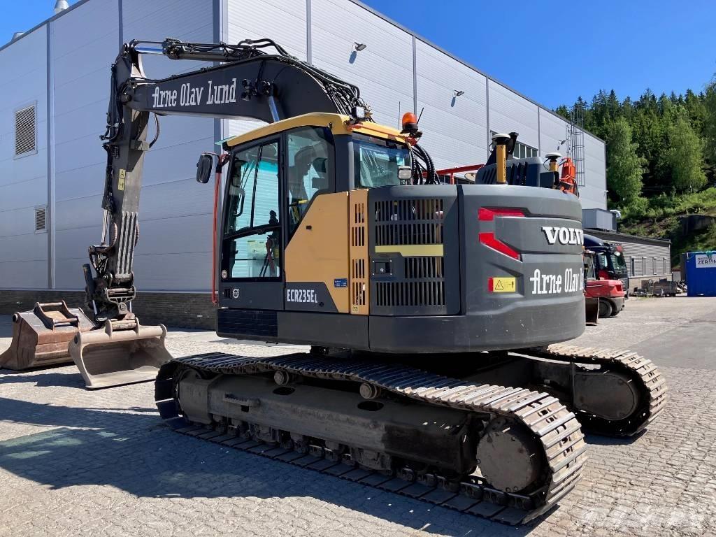 Volvo ECR235EL Excavatoare pe șenile
