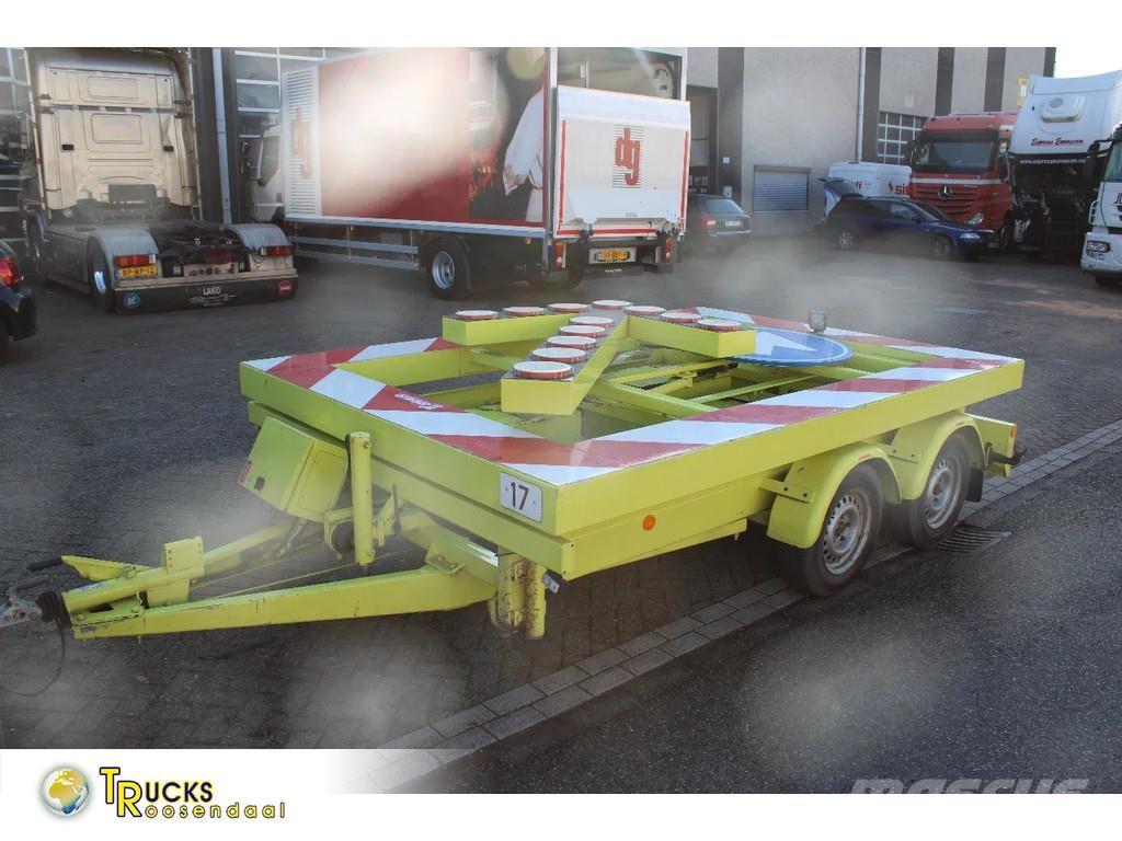  Trias 2 AXEL Alte remorci